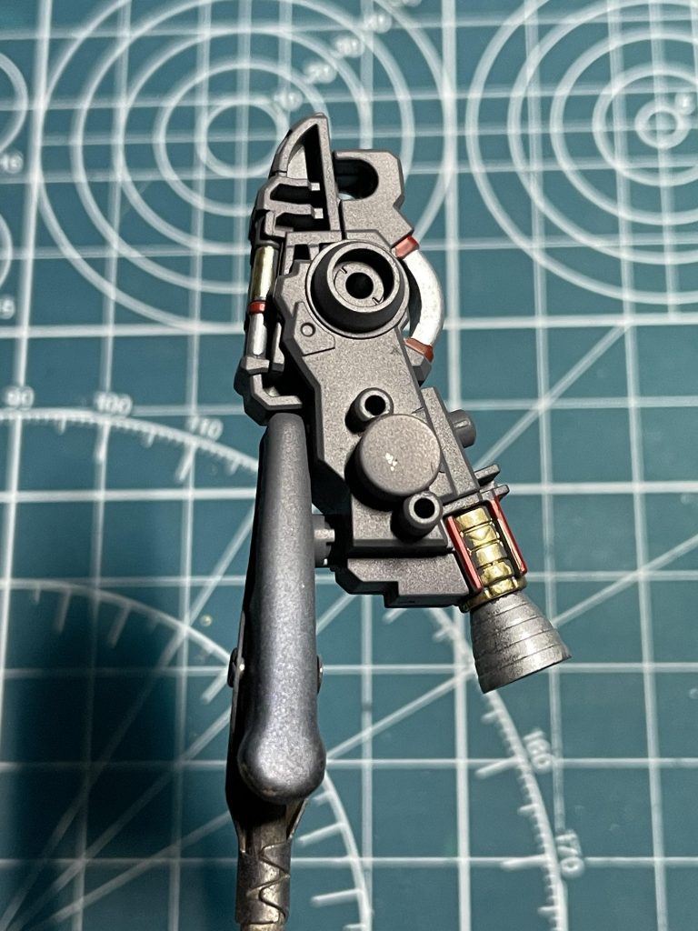 見えないところを塗り分けるこだわり男としては、制服の裏ボタン的な、隠れたところにこだわりとか、何言ってるかわかんないお若い方々の白い目を感じつつ、おわかりいただきたいと切望するPROPE(΄◉◞౪◟◉｀)です