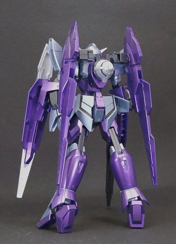 HG アイズガンダム–4枚目/制作者：三代目和菓子屋