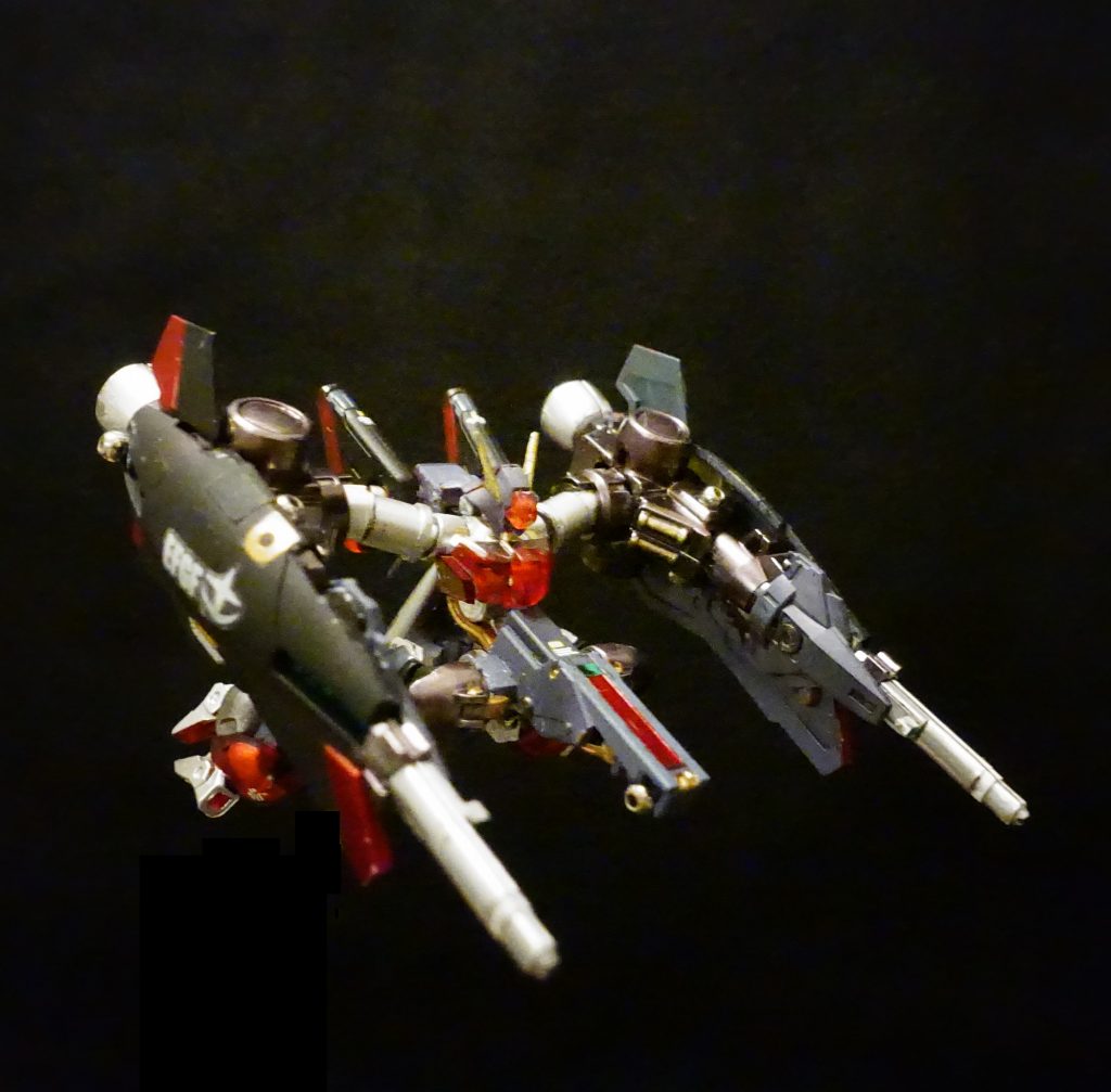 ●可変MS全盛期のグリプス戦役時代、敢えて非可変で異彩を放ったバイアラン。●グリプス戦役当時キリマンジャロに試験運用で戦闘に加わった後、トリントン基地に蔵置された。●ラプラス事変にさしかかるころ、このバイアランのアップデート・プログラムの検討がなされた。●この機体はそのコンペに出したプランの一つ。