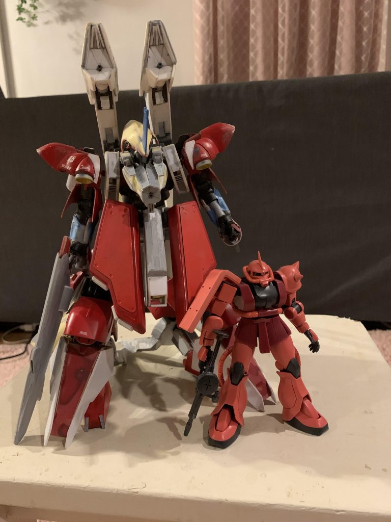 ライフルのサイズが旧型のMS並みに…