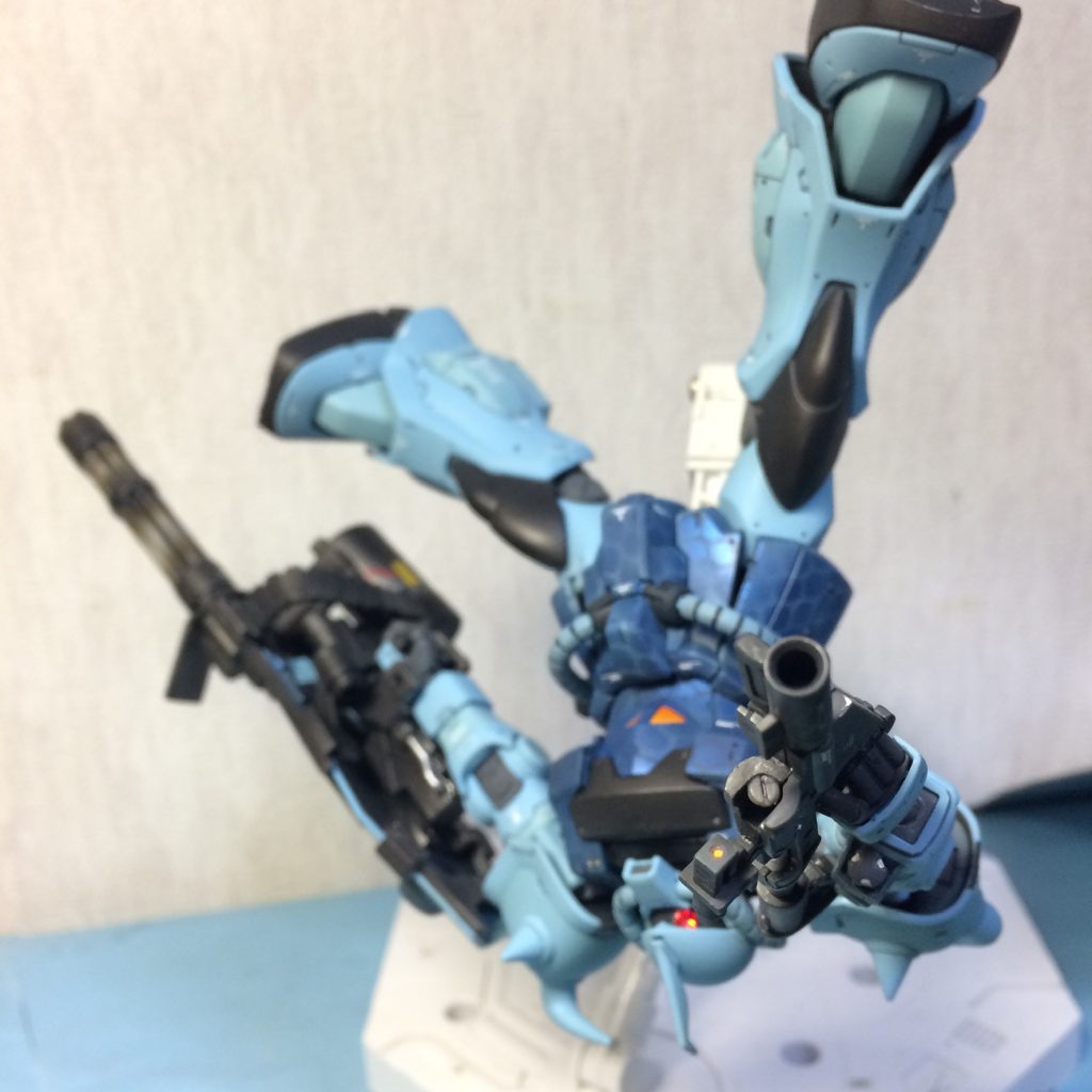 HGUC MS-07B グフ・カスタム–3枚目/制作者:茶家持