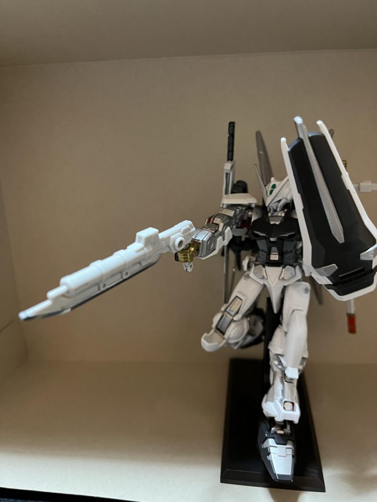 ガンブレード射撃姿勢