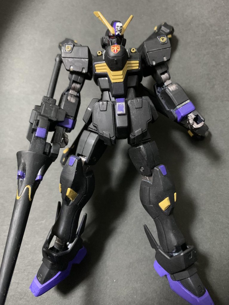 マントオフのフロント。マットな黒で仕上げています。特に改造は無く全身塗装だけです。