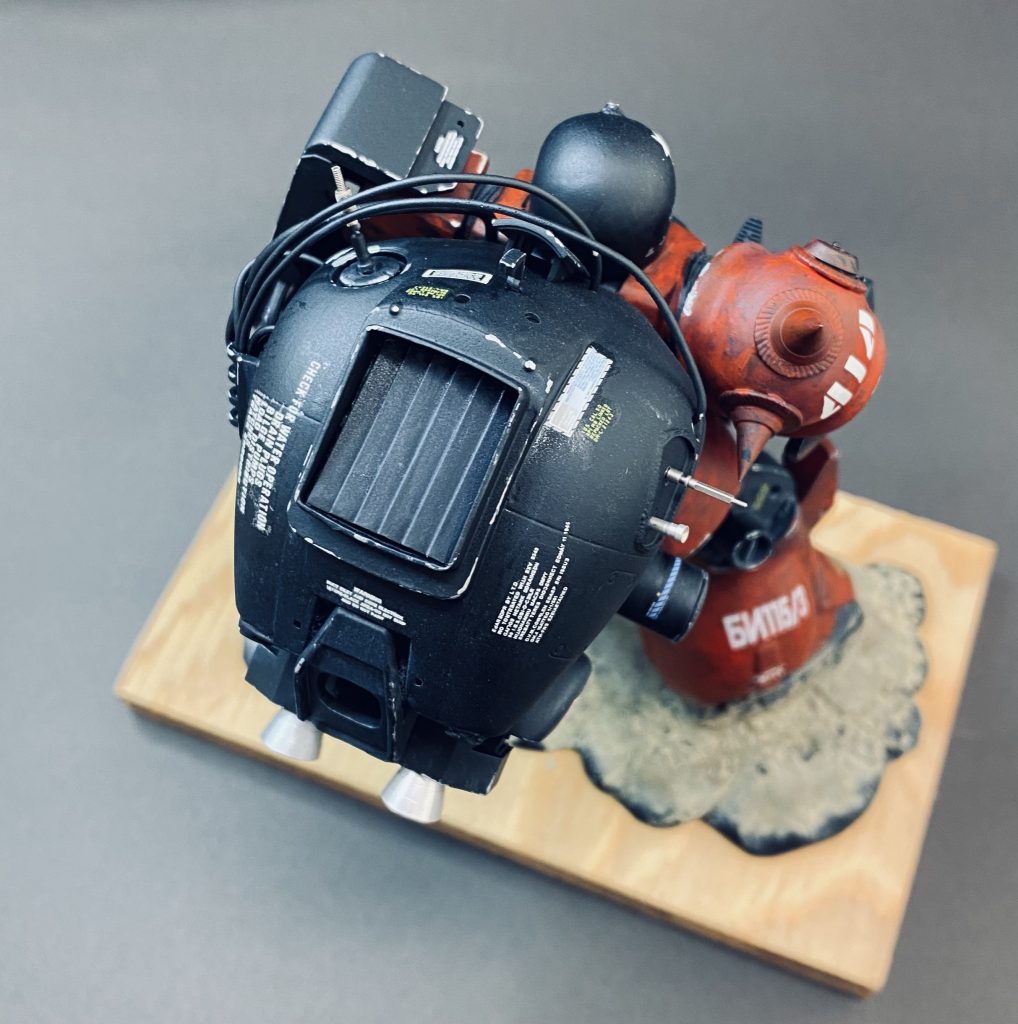 宇宙空間突撃型ザク–5枚目/制作者：メンドロリアン