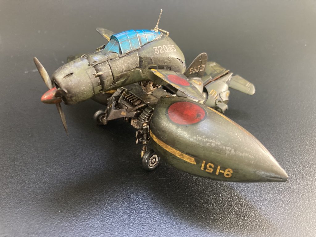 その時からずっと、いつか可変機を作ってみたい気持ちを抱えていました…