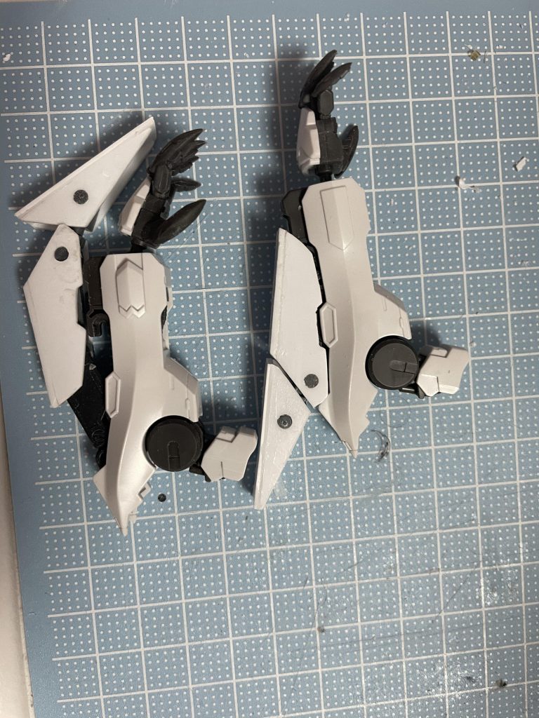 爪のユニットはこんな感じでうごきます