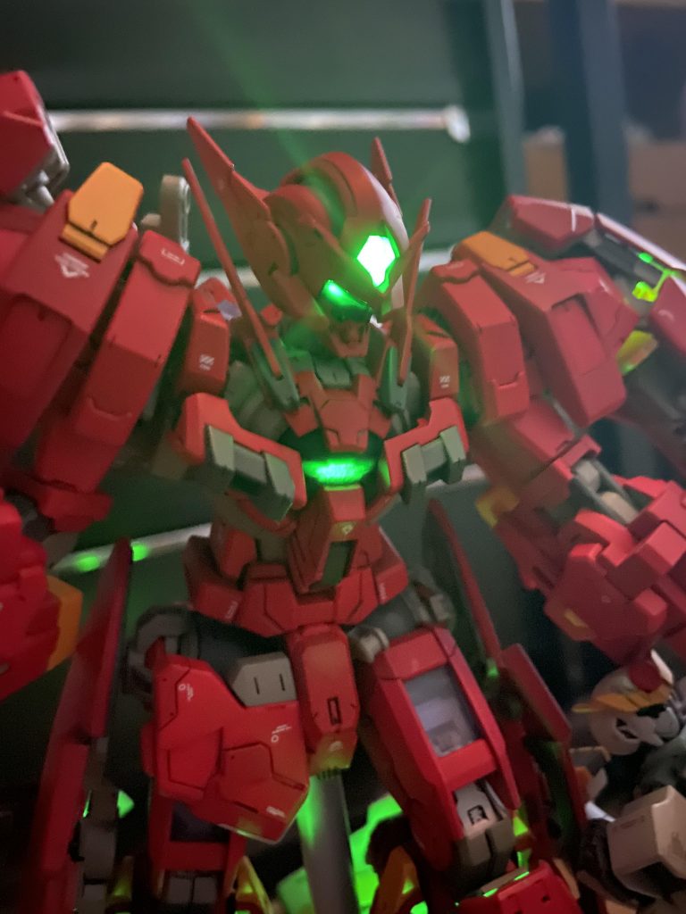 ガンダムアストレア・TYPE RT（ラウルス・ゲンティアナ）–4枚目/制作者：ぜろ