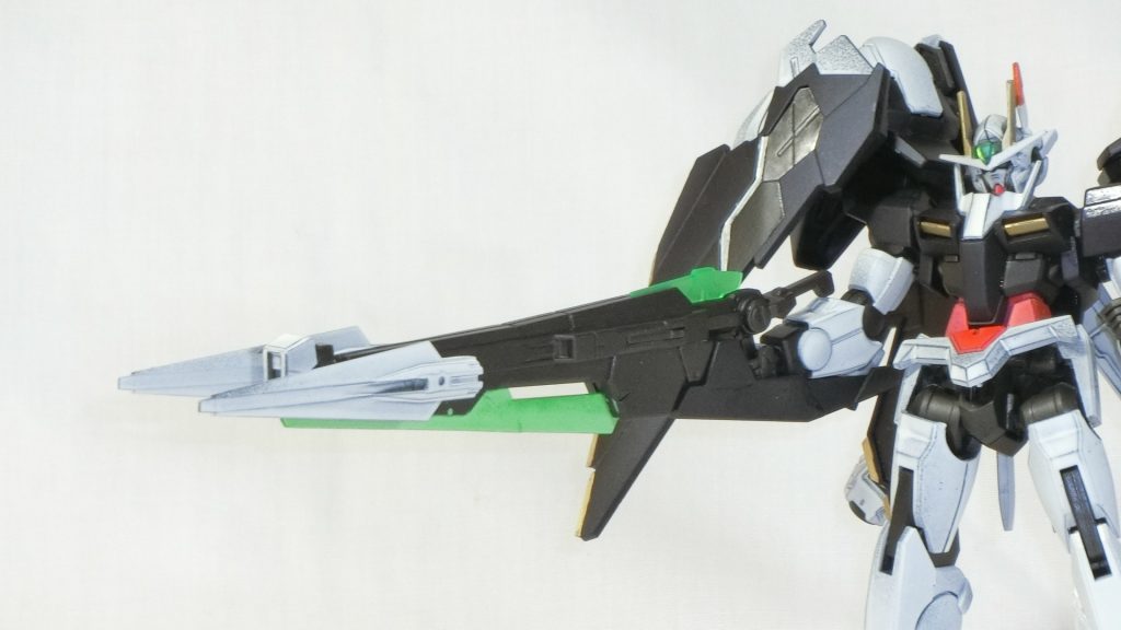 　オリ武器その1・GNブラストバスターα　GNソードⅡブラスターの先端をビームザンバーの先端部に変えて、GNソードⅡ刀身を真鍮パイプで並行接続。