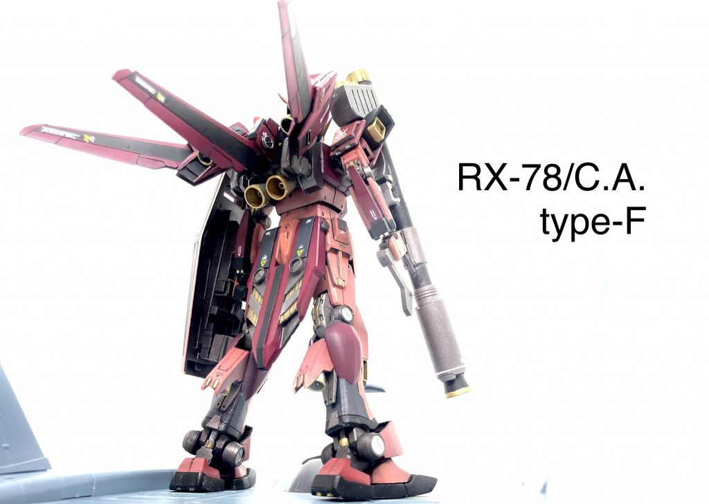 フライトユニットを装着。左右の主翼とリアスカートアーマーにジェットエンジンを内蔵してあります。