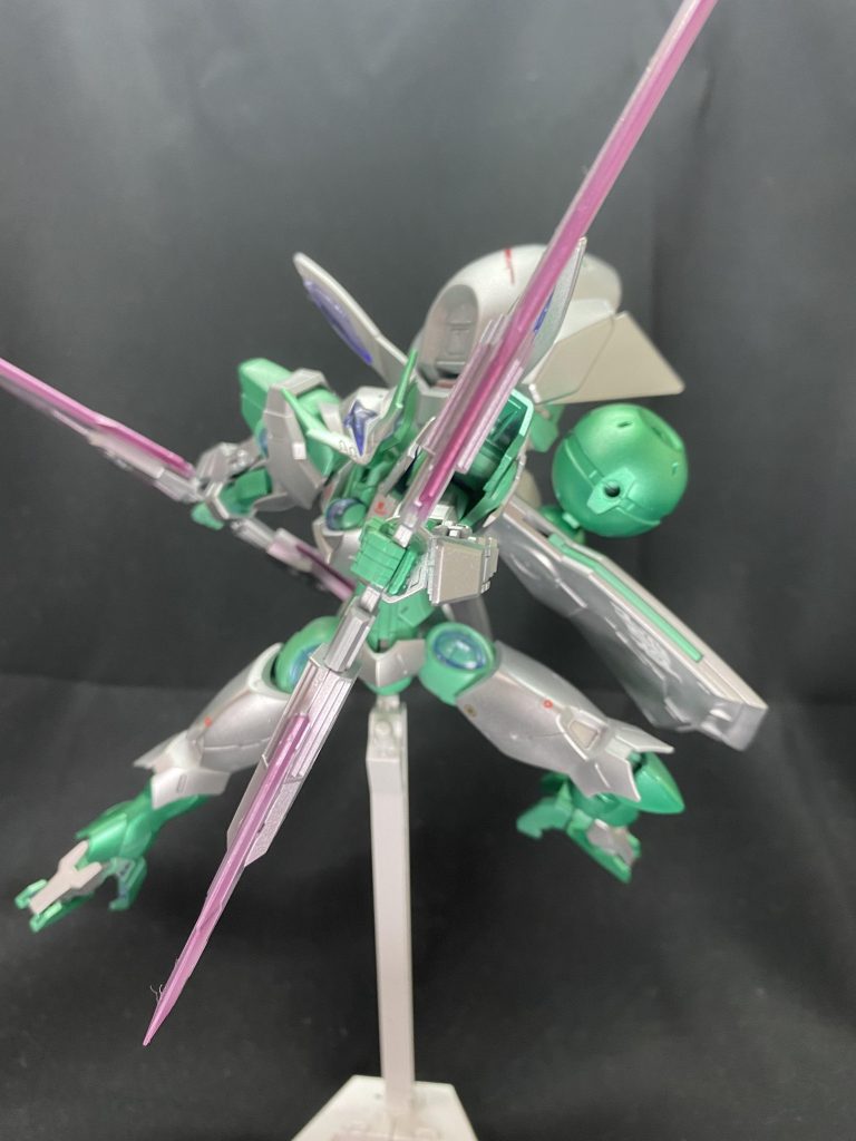 小改造と武装の変更をおこなっています。家にあったバインダーガンみたいなやつ（名前忘れた）を装備させてみました