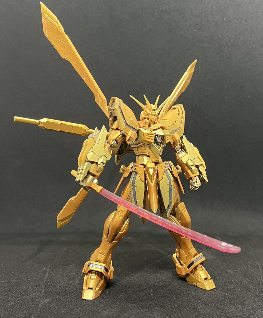 ゴッドスラッシュが刀のような形で本当にかっこいいですね。本体から取り外す時コリコリ音がしたのでもう装備させたくはないです…ッ！