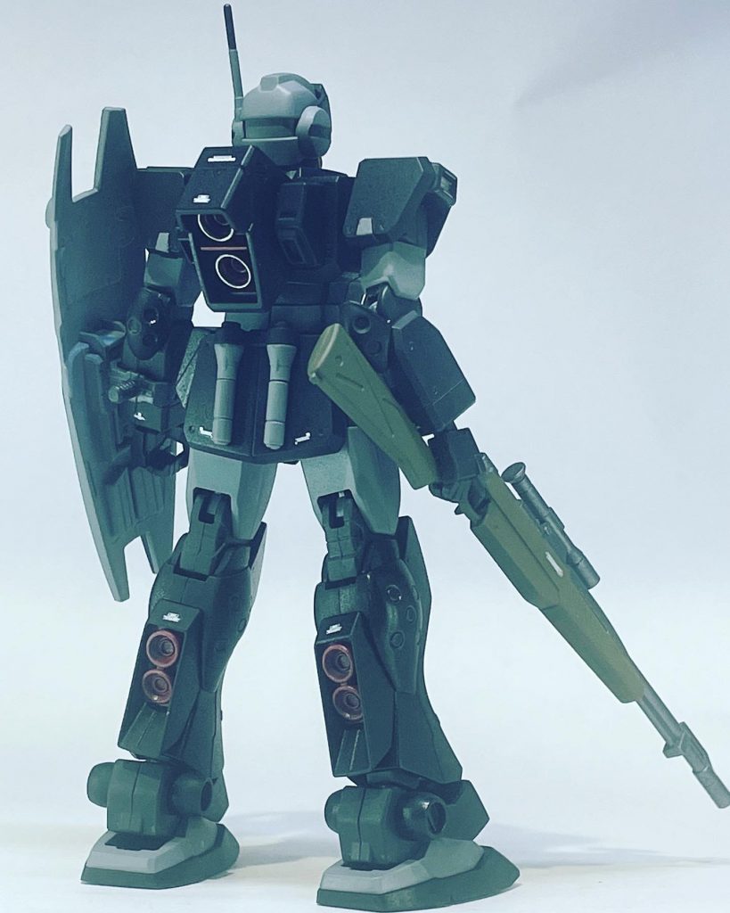 はじめてのブラック塗装で埃や指紋など注意しながら処理しました。いつもよりムラが目立つので緊張でした。