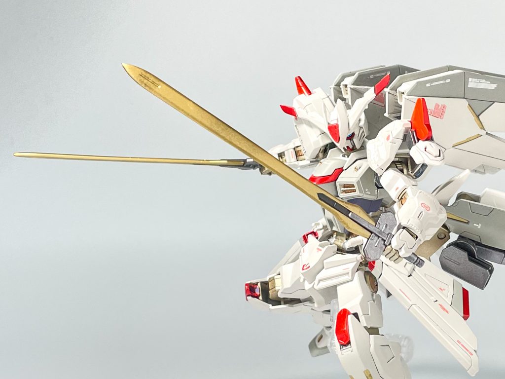 武装① バエルソード元のは短すぎたので、15mmほど延長しています。何度も折れてめちゃくちゃ苦戦しました…