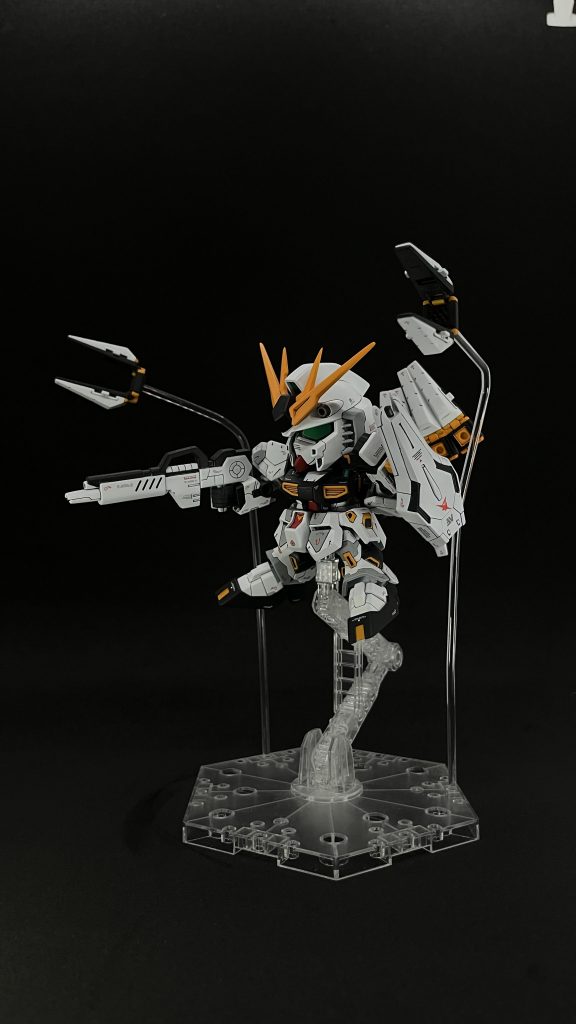 bb戦士 νガンダム–3枚目/制作者：しげ