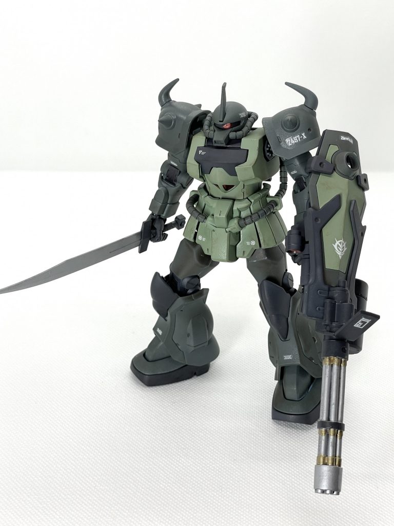 合わせ目の箇所も少なく、非常に作りやすいキットでした。