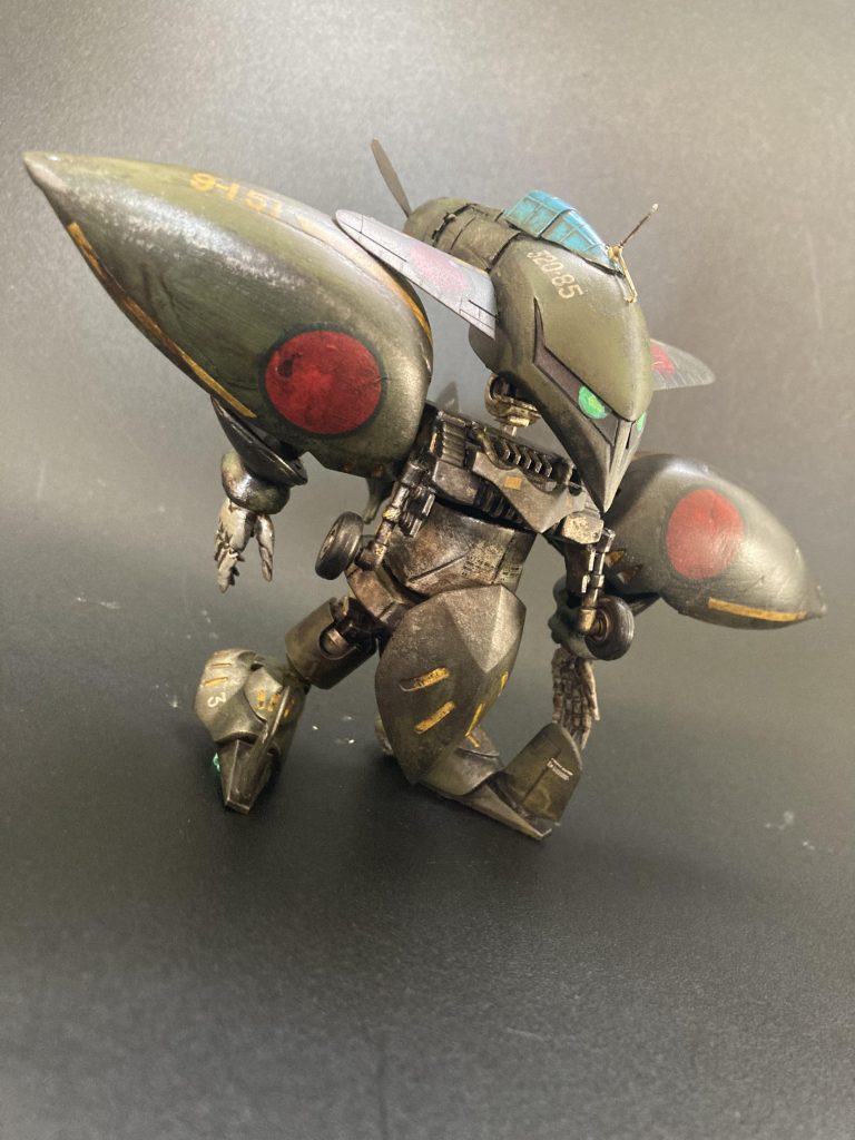 そんなSD初心者でしたが飛行体の鉄骨な感じに強引にクロスシルエットを組み込んでみました^ ^