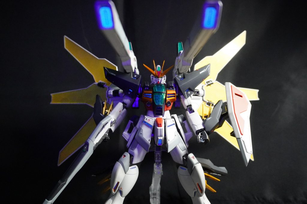 ブラックライトで照らすと...だいぶ、パッケージアートに近づけられたのではないでしょうか!?自画自賛ばっかりですが、頑張ってきた甲斐があるというものです!ここまで見て頂きありがとうございました!