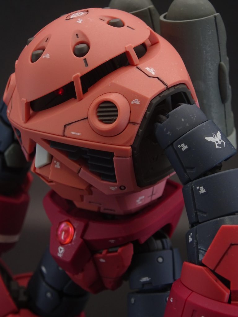 アップでもう1枚。トップコートが綺麗に吹けない…😅以上、このような拙い作品を最後までご覧頂きまして、ありがとうございました!P.S.ちょっと同じような写真多めで申し訳ないですが、優柔不断なもんで、コレ!って写真がなかなか絞れないんです~😅