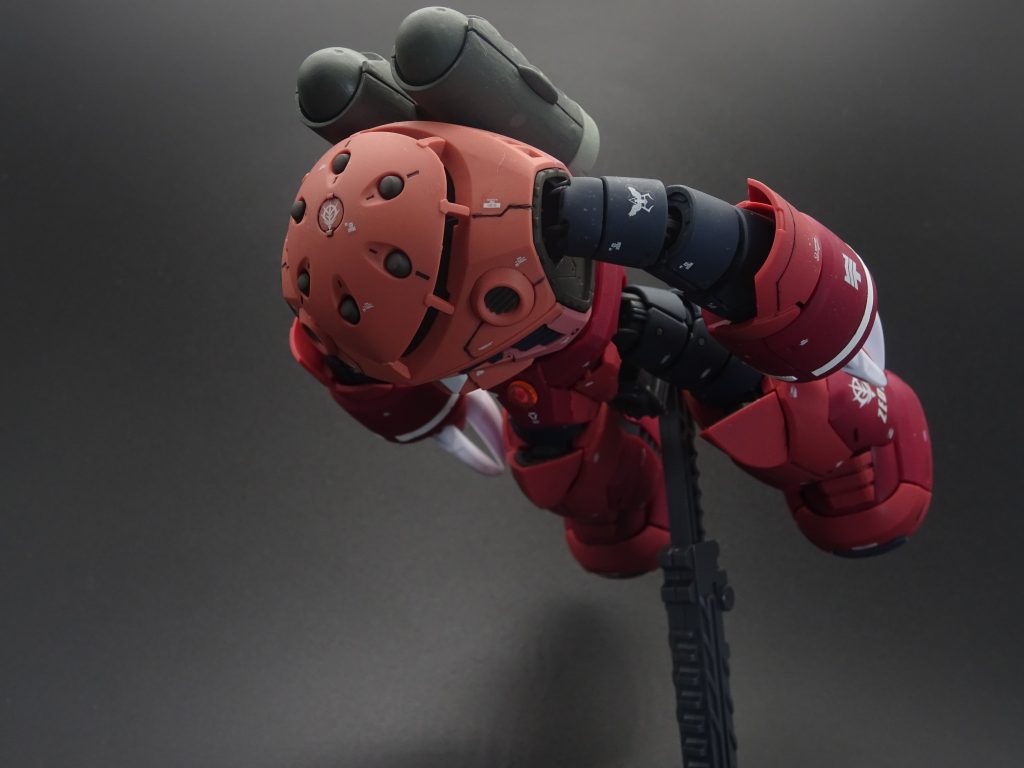 深ク静カニ潜航セヨ。