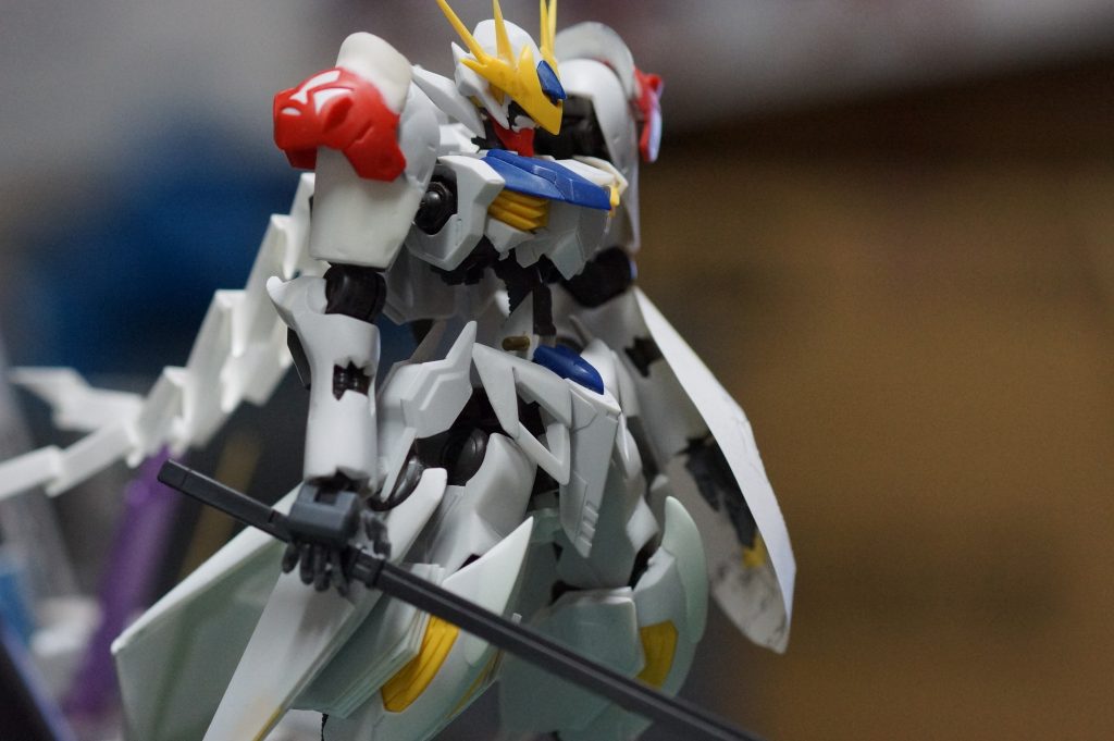 腰のバインダーは1パーツ（元かかと）はさんでいい感じに