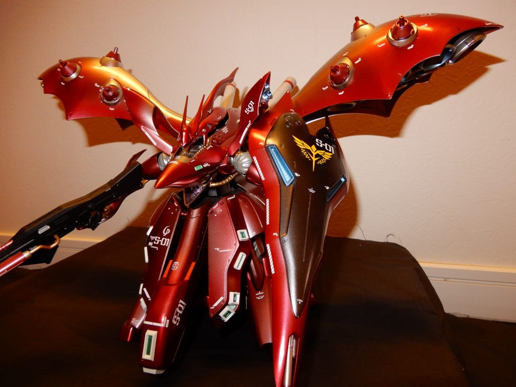 盾や手のこうはキャンディブラックにしました。