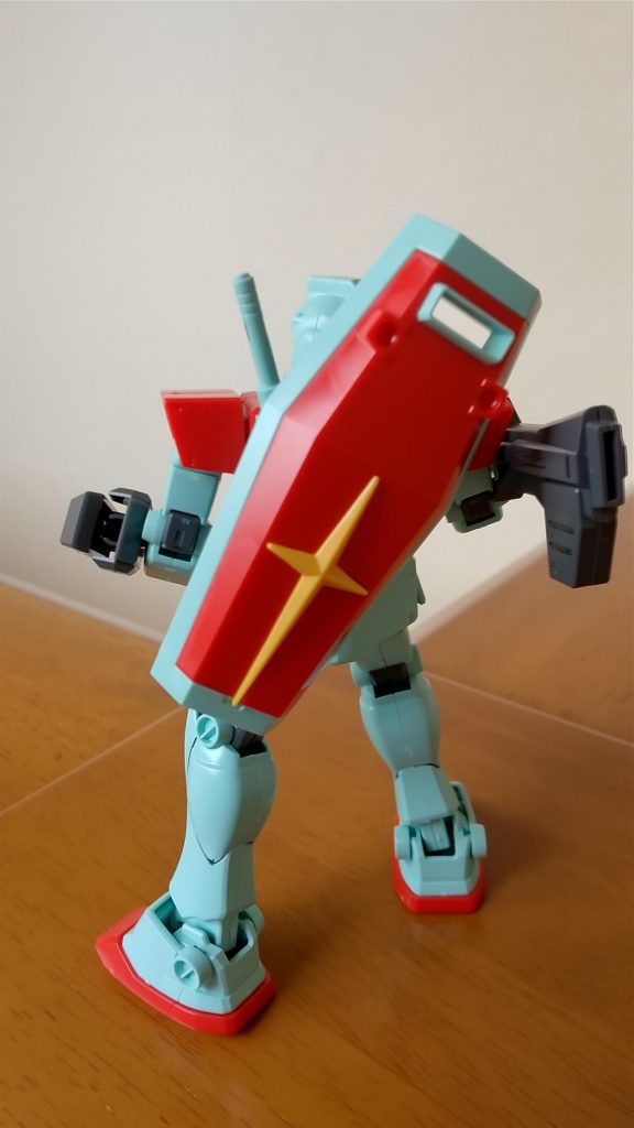 墨入れを少し入れています。バズーカは肩にも脇にも抱えられず少しモヤモヤしますがヨシ！