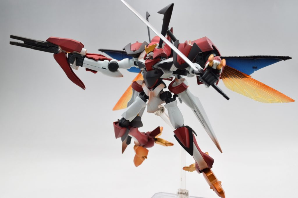 ライフルは家にあったジャンクパーツを切ったり貼ったり。 