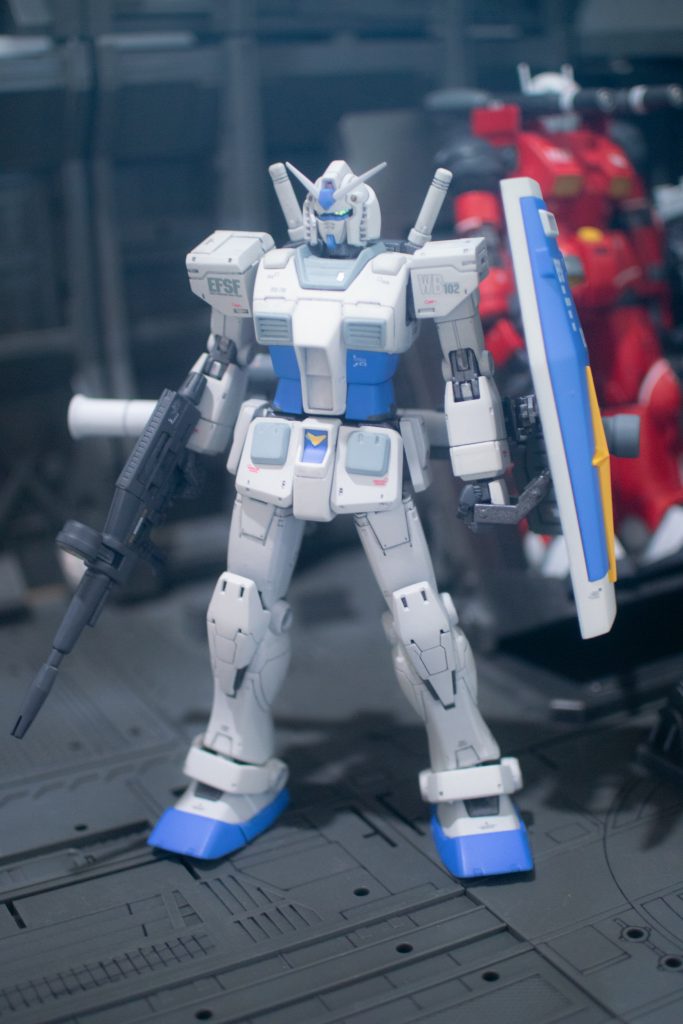 オリジンガンダムをベースにG3ガンダムにカラーチェンジ全てスプレー塗装ですが良い色になりました。オリジンがディティール多いのでスジボリ追加はほぼ無し顔は他の方参考にシャープ化
