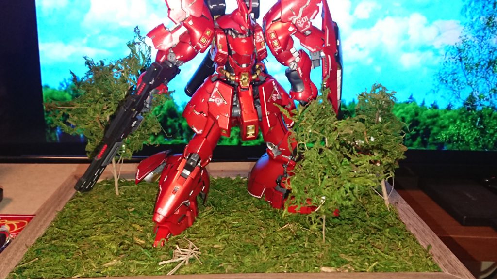 コロニー内のサザビー–3枚目/制作者：@MasaXya