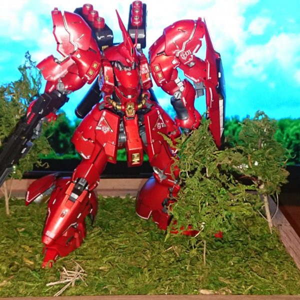 コロニー内のサザビー