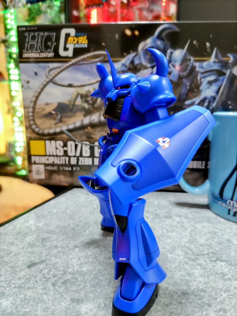 目付き悪くしたら、モノアイが見えにくくなっちゃいました。