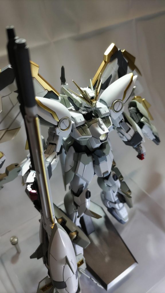 ガンダム ウィング・シュライン–2枚目/制作者：たつまろ