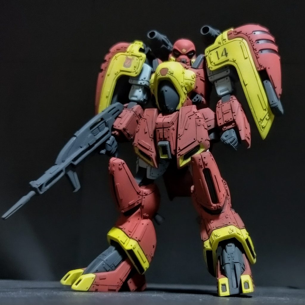 本当にこのVガンダムの旧シリーズは安くても優秀なキットだと思います😊是非とも再販して欲しいですね💦💦昔人気が無くて店で山積みになってたのを買わなかった事を凄く後悔してます😭😭