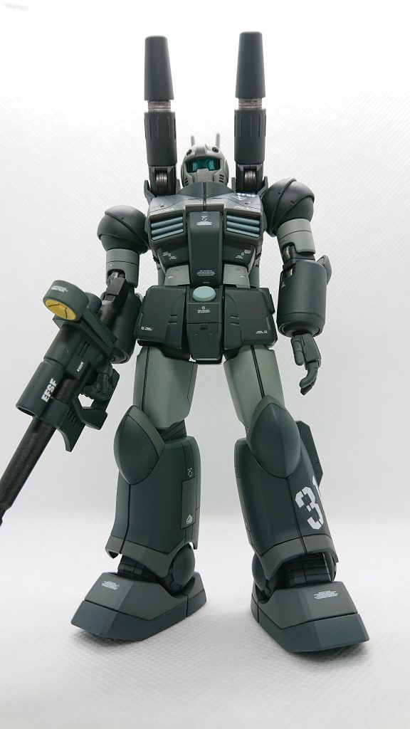 正面から。ガンキャノンというMS自体初めて作製しました。量産機体が好みなんですが、この機体もプロトタイプとはいえ、そこそこ生産されているんですね。