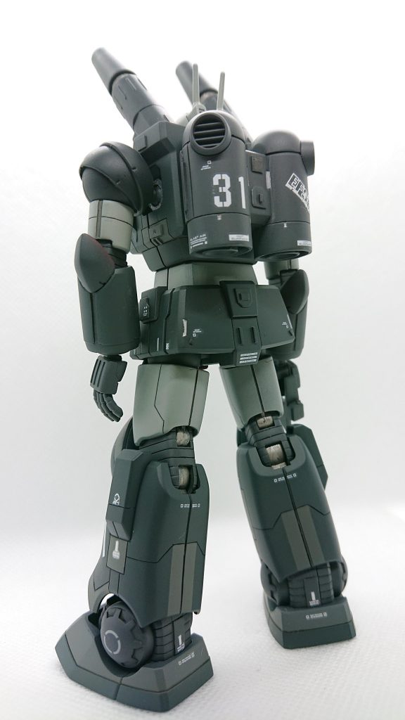 背後から、今回の塗装はグレーを選択しました。WD隊を参考にしています。グレーも数色しようして、皆さんの塗装も参考にユニット別に色をかえたりしてみました。