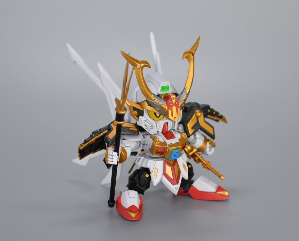 眼も書いているので自分の好きなように描いています。黒目は黒だけじゃなく、若干赤いれてます。