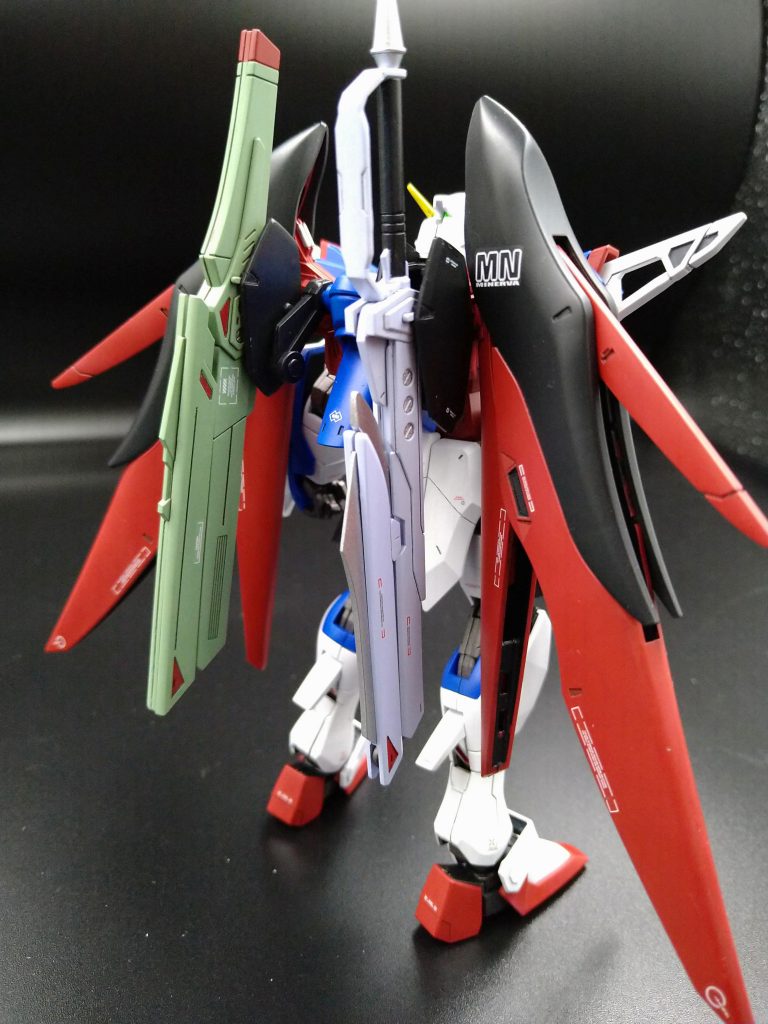 いつもどおり水性ホビーカラーで全塗装してます