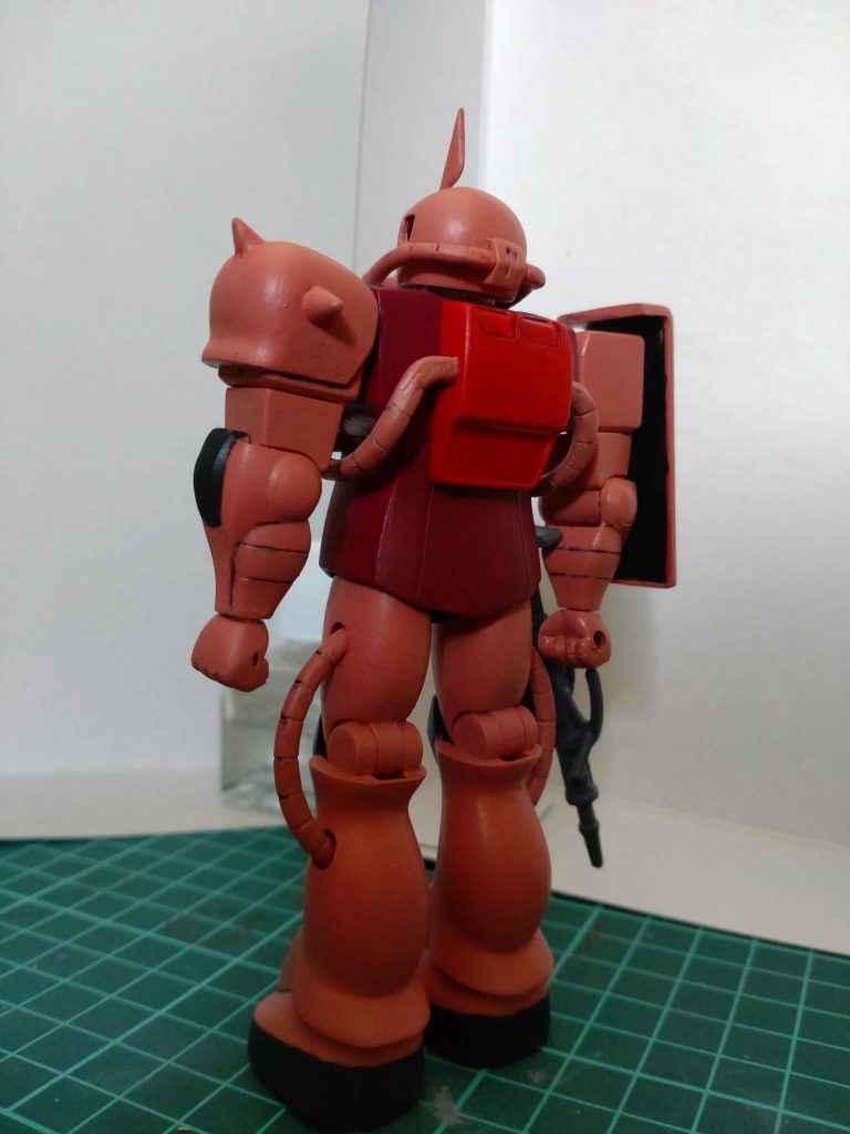 たくましい後ろ姿。