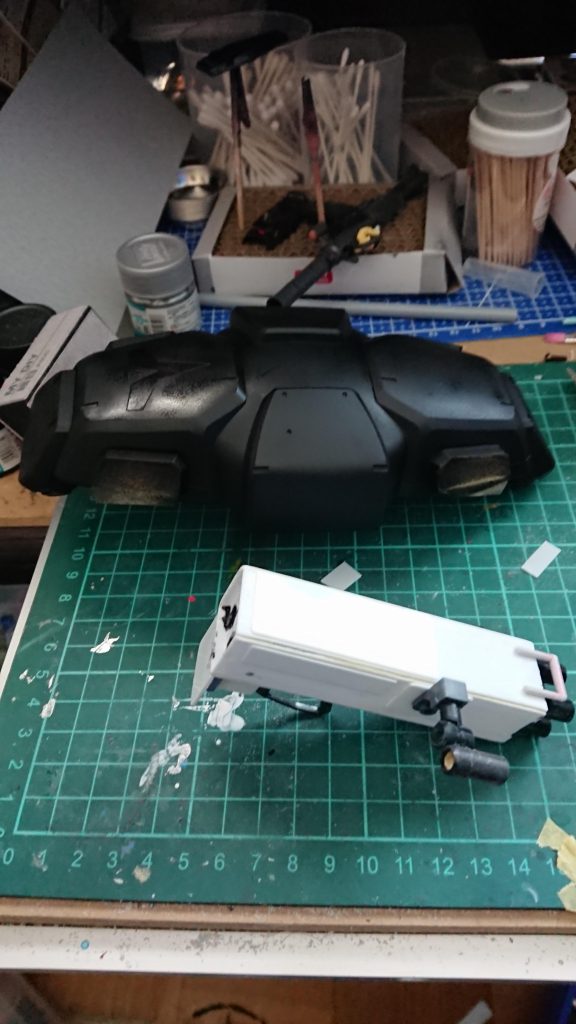 ジョイントパーツ使用でスコープ部分制作。ジョイントパーツの使用で可動式です。