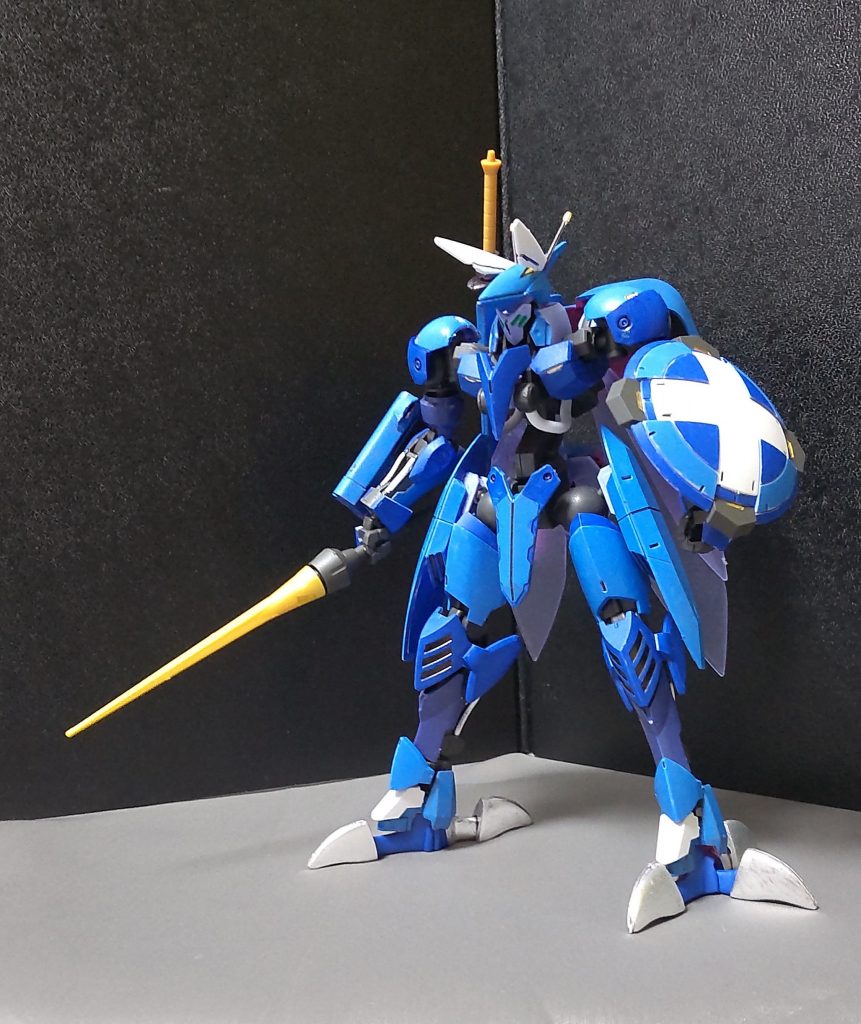 主な改造点は背中にバストールのオーラコンバーターと羽根、頭部に触覚、足に脚部の一部を付けてみました。シンプルながら良い感じに出来たと思います。