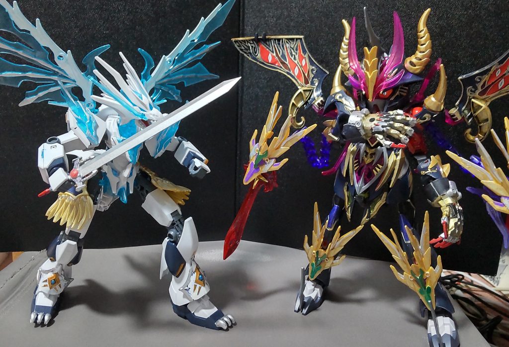 竜騎士「ナイトワールドの平穏を乱す邪悪なる存在よ!あるべき場所に還れ!」イージス「まさか伝説の竜騎士!?本当に実在するとは思いませんでしたよ……」