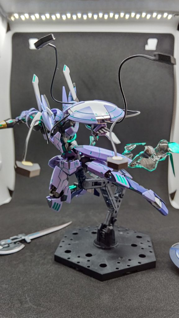 ヴァルキュリアアンカーで相手を拘束、捕縛します。