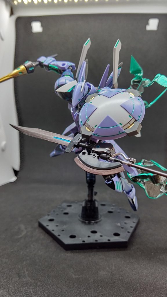 ハルバードとランスの二刀流です