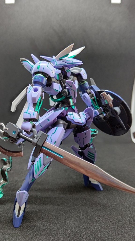 HG ジークルーネ・ブリュンヒルドでした。グリムゲルデと同じヴァルキュリア・フレームでポージングも楽しめるし、素組でもカッコいいキットでした。最後までご覧頂きありがとうございました♪