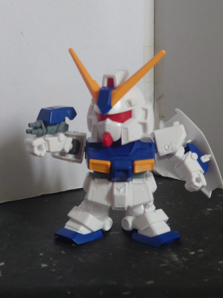 サクッと素組み、特にいじるつもりは無かったんですが、こう見ると色々気になる所があるな…ということで、