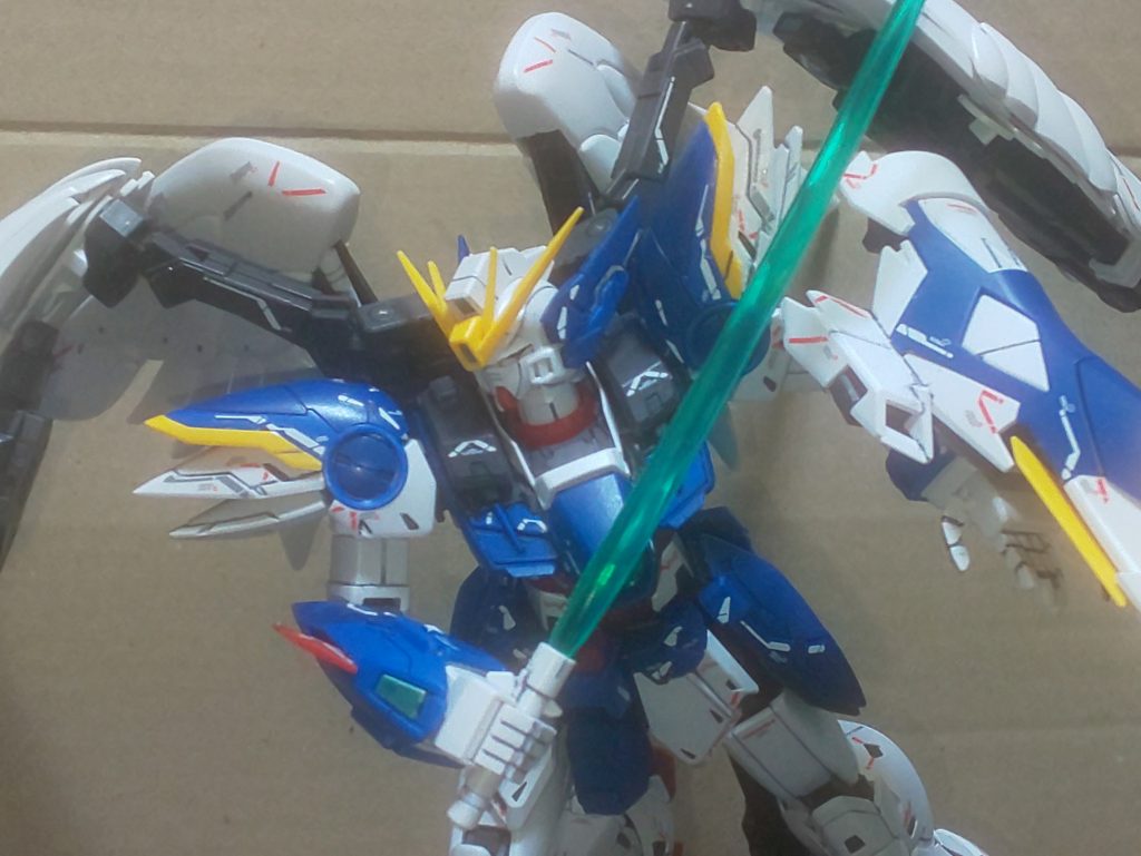 ビームサーベル構え