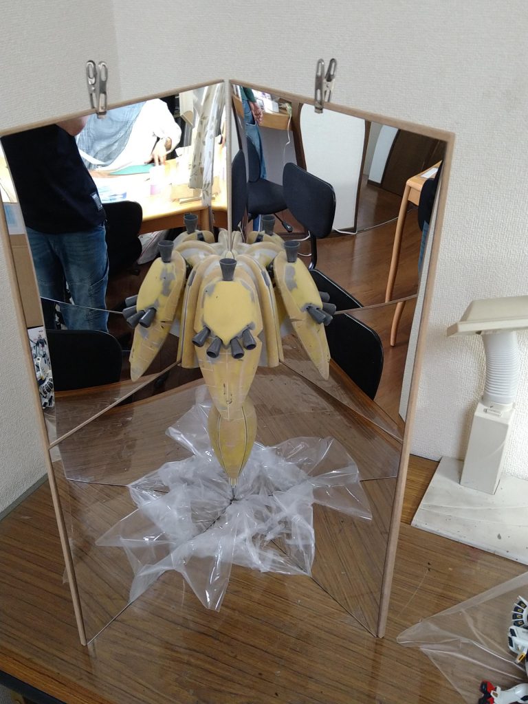 こうじゃ作る前は理論上合わせ鏡で可能だけど色々不安がありましたが