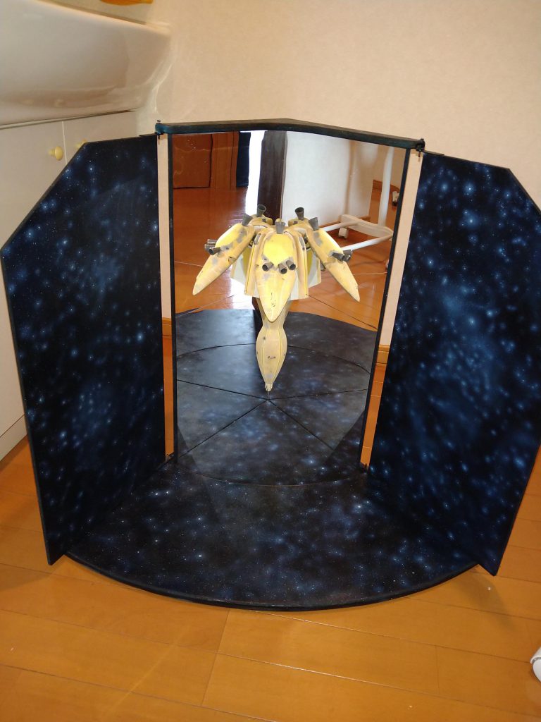 万華鏡の撮影モードだけでなく可変して展示モード