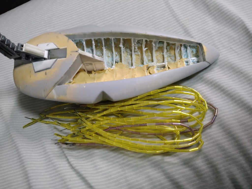 テンタクルアームはビーズ製ですこちらの面倒な作業は1/5ですみました