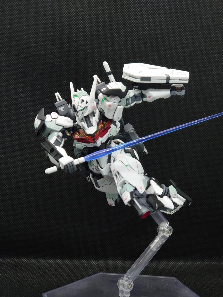 ガンダムルブリス–6枚目/制作者：LEN